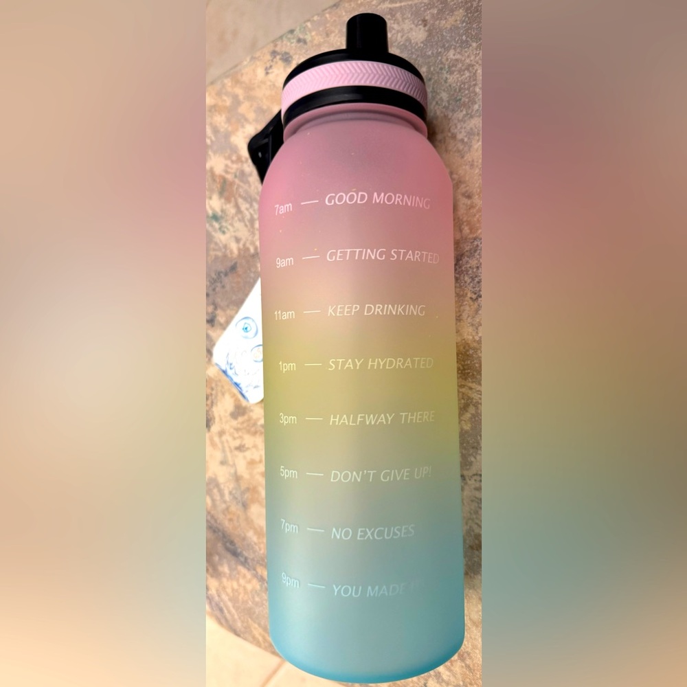 Drink More Water! Motivational Reminder * Refillable 64 oz Water Bottle WELLNESS